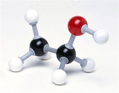 simplealcoholmolecule.jpg